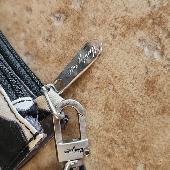 Thirty-One black and white crossbody purse with adjustable strap - Picture 8 of 8